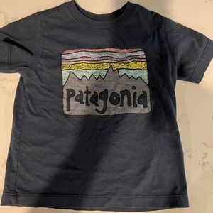 Patagonia t shirt navy blue 12-18m